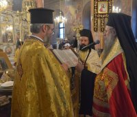 13.10.2019 г. - 4 Неделя след Неделя подир Въздвижение -  на светите Отци от VII Вселенски събор. Заупокойна св. Литургия и панихида по повод 13 години от смъртта на блаженопочившия Пловдивски митрополит Арсений, в катедралния храм „Успение Богородично“.