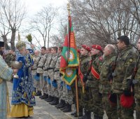 06.01.2020 г. - Св. Богоявление (Йордановден). Освещаване на бойните знамена пред катедралния храм „ Успение Богородично“, град Пловдив. Велик Богоявленски водосвет пред Водната палата на р. Марица.